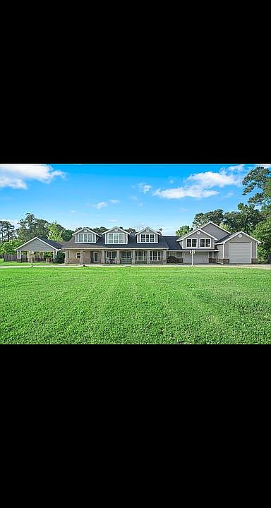1st image of 40 Blue Lake Dr