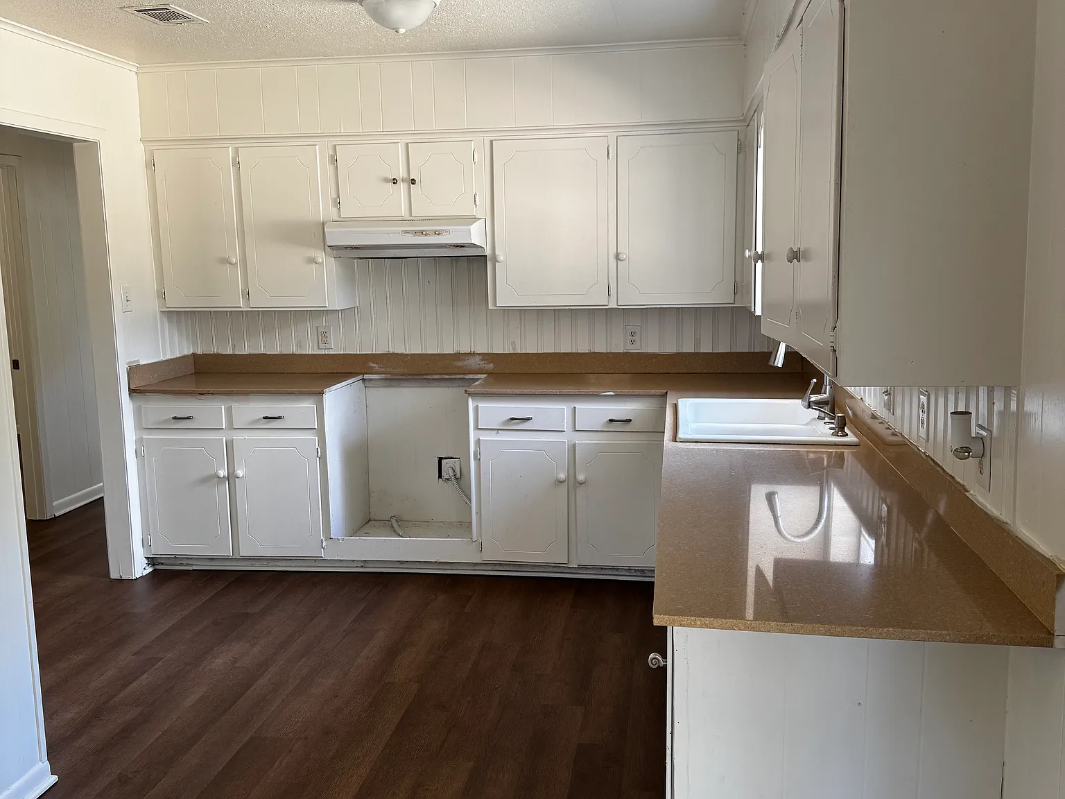 2 bed, 1500 sqft, $1,300 — Photo 4