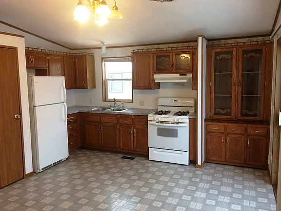4th image of 115 Northland Ave
