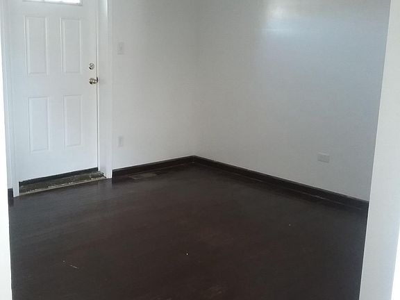 3rd image of 1858 High St APT 1R