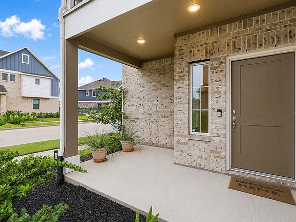4th image of 15119 Colorado Bend Park Dr