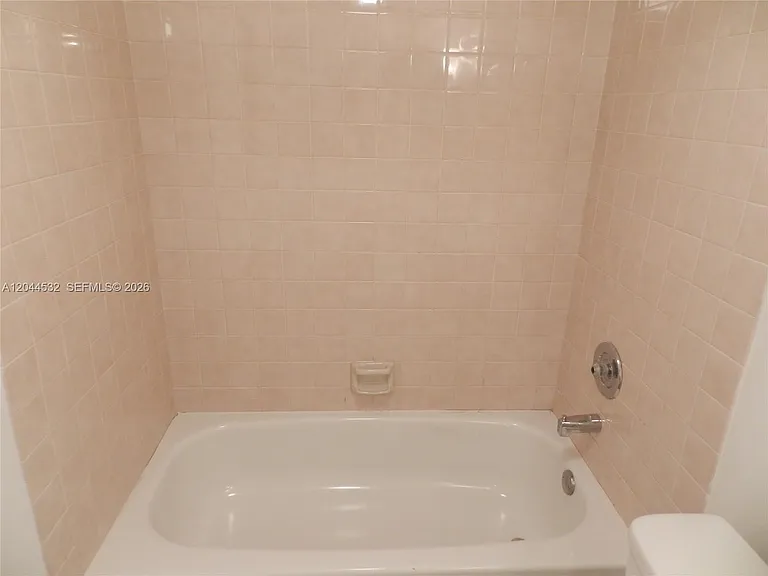 10001 W Atlantic Blvd #216 — Photo 17