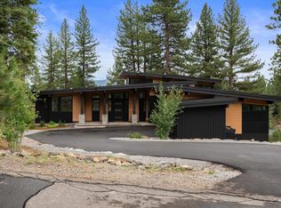 10769 Labelle Ct, Truckee, CA 96161