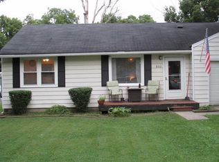 8102 Lawrence Rd, West Chester, OH 45069