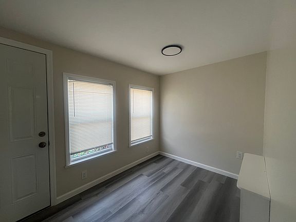 4th image of 1834 Brown St #1