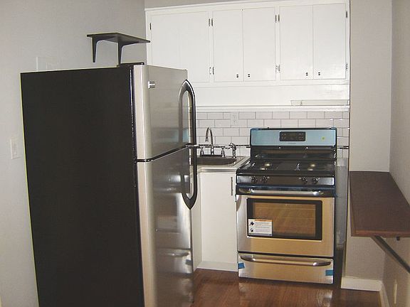 3rd image of 2 Fisher Dr APT 610