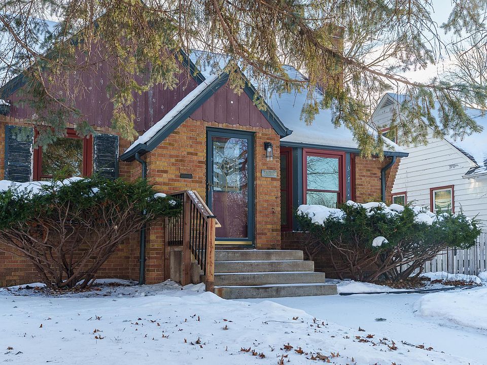 1st image of 3542 Washburn Ave N