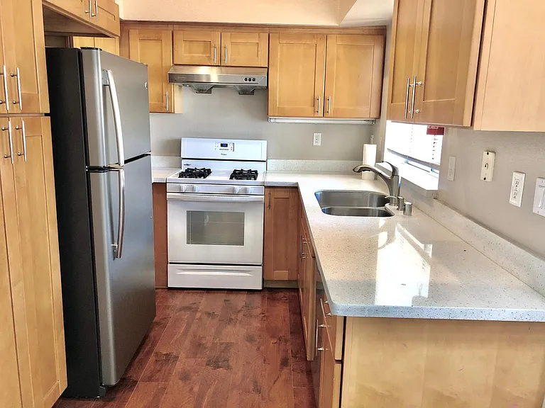 95 Mirabelli Cir — Photo 8