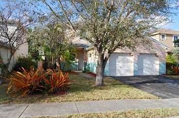 1st image of 20763 NW 1st St