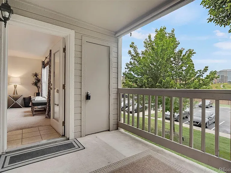 9160 E Arbor Cir #F — Photo 1