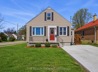 216 Thompson Rd, London, ON N5Z 2Z1
