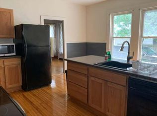 14 Bartlett St, Waterville, ME 04901