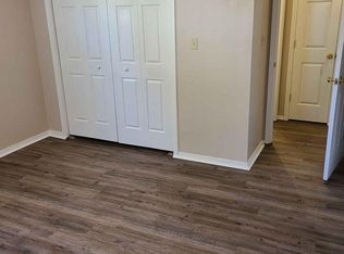 10 E William St, Washington, IN 47501