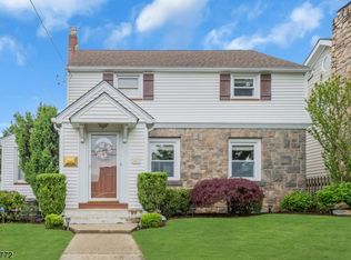 47 Kingston Ave, Hawthorne, NJ 07506