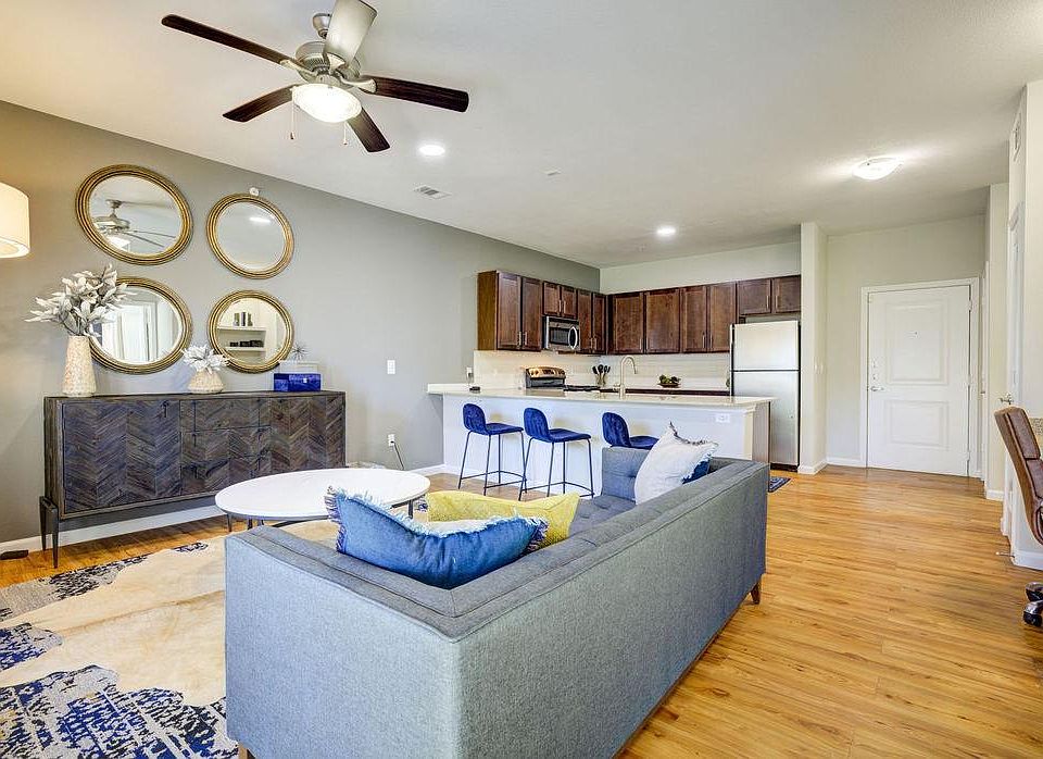 1st image of 11330 Farrah Ln #1127