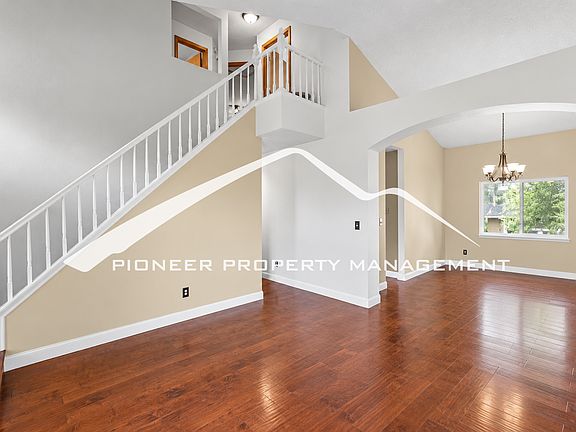 3rd image of 1328 Hamstead Ct