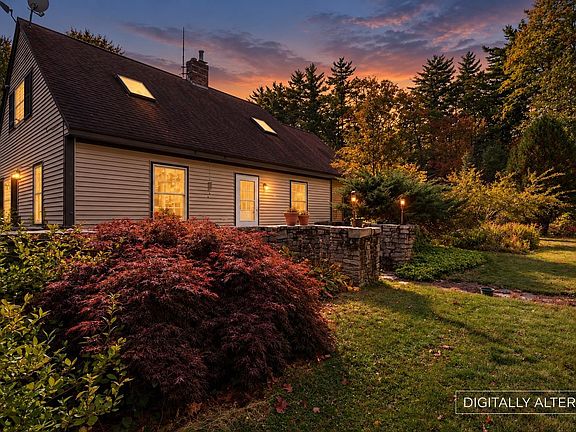 2nd image of 442 Royalston Road