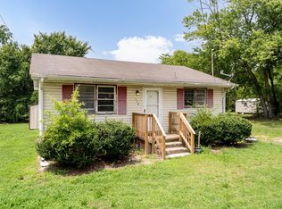 117 Warren Ave, Oxford, NC 27565