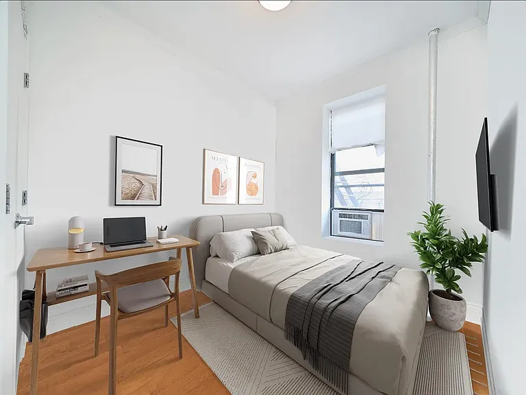 211 Avenue A #7 — Photo 4