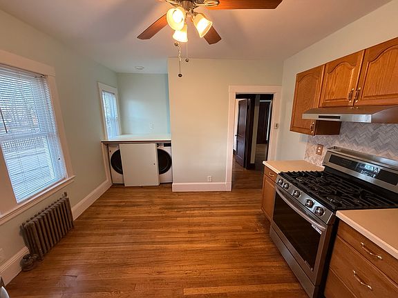 3rd image of 71-73 Crawford St #71