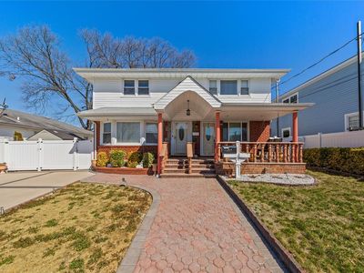 1374 A Street, Elmont, NY, 11003