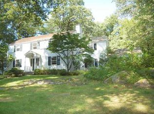 3 Oakwood Ln, Greenwich, CT 06830