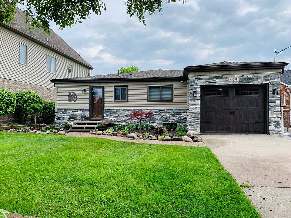 2nd image of 37773 Circle Dr