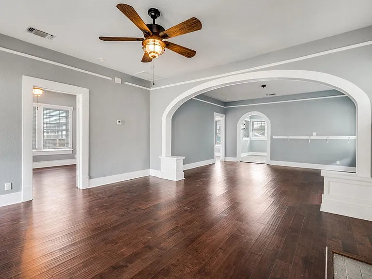 830 W Craig Pl — Photo 7