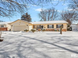 2612 Arlington Dr, Springfield, IL 62704