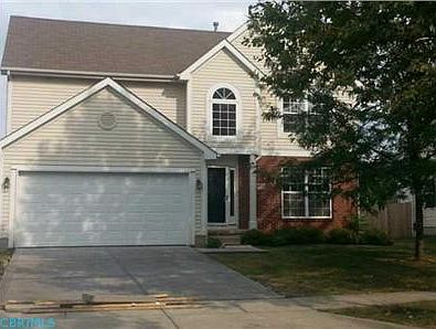 1st image of 8054 Lazelle Woods Dr