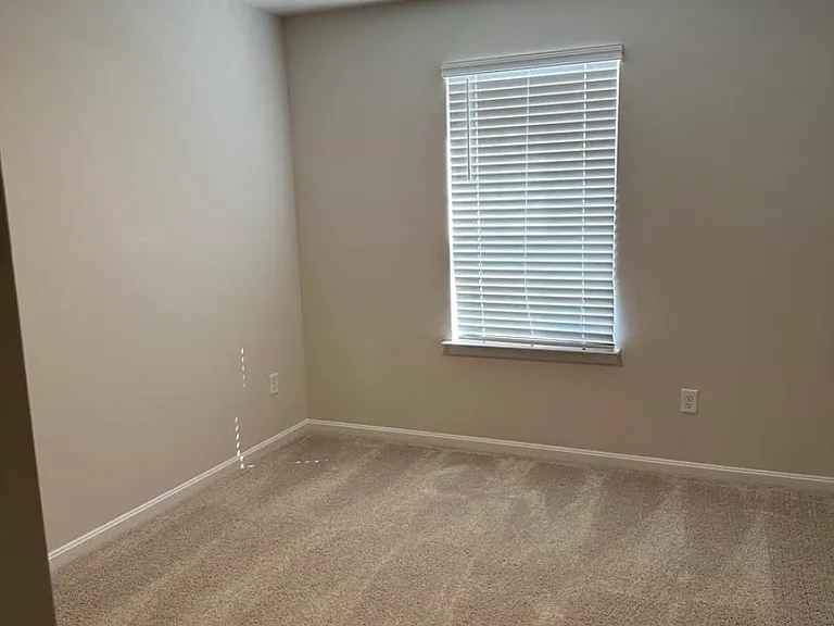 219 Centergate Dr — Photo 13