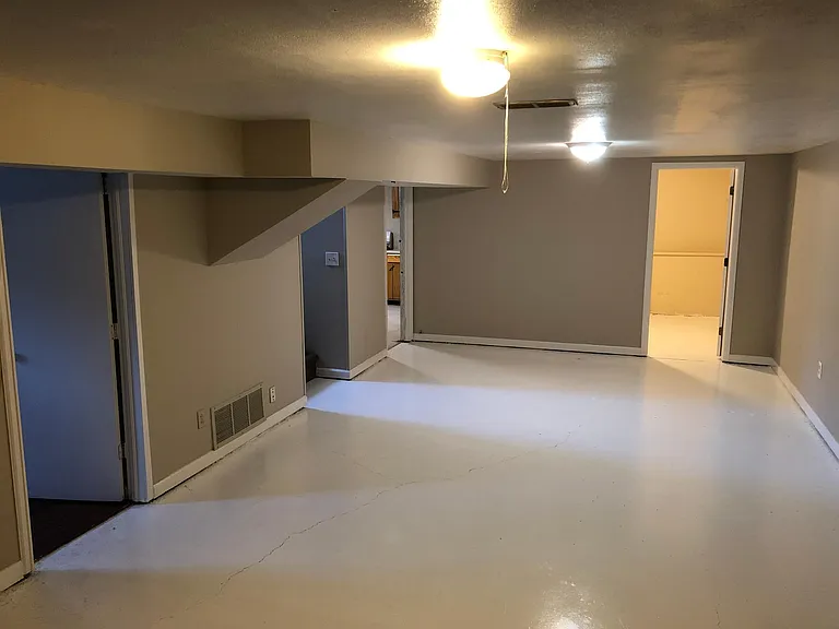 707 James St — Photo 20