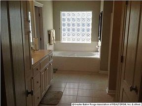4th image of 6253 Summerlin Dr
