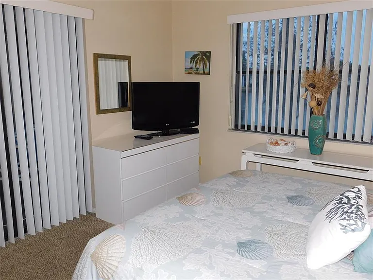 272 Woodlake Wynde #272 — Photo 10