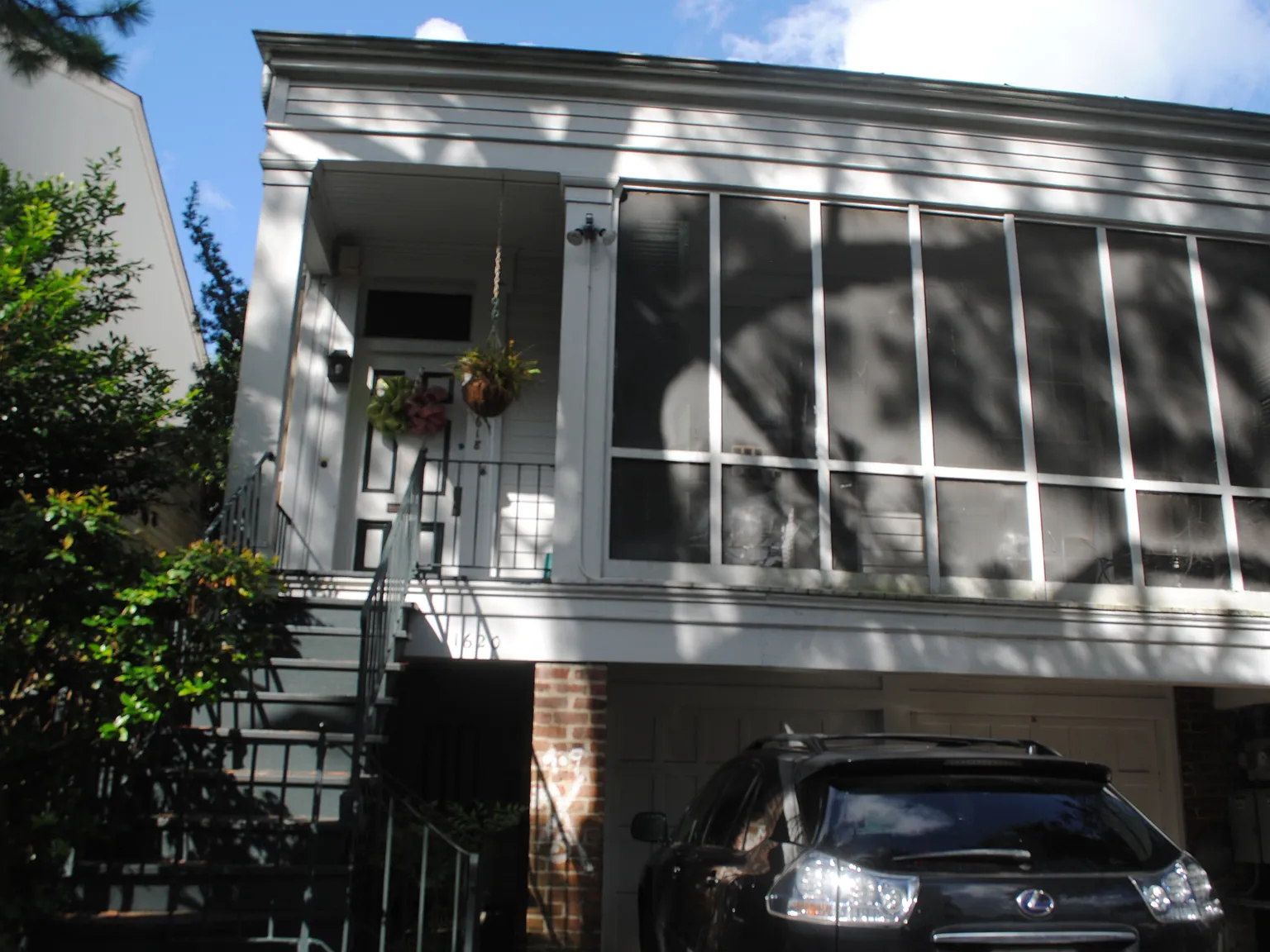 1 bed, 850 sqft, $1,350 — Photo 2