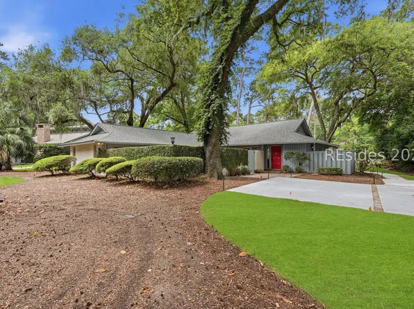 20 Spanish Moss Rd, Hilton Head Island, SC 29928