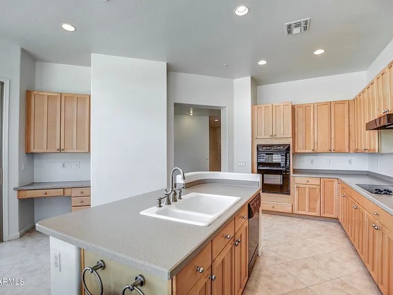 7910 E Cholla St — Photo 42