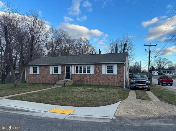 231 Inlet Dr, Pasadena, MD 21122