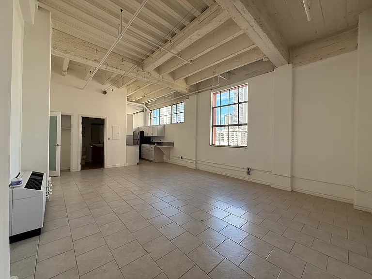 312 W 5th St #826 — Photo 3