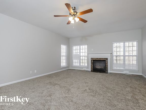 2nd image of 588 Pimlico Cir
