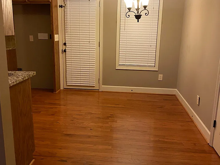 4506 Rock Creek Cir — Photo 3