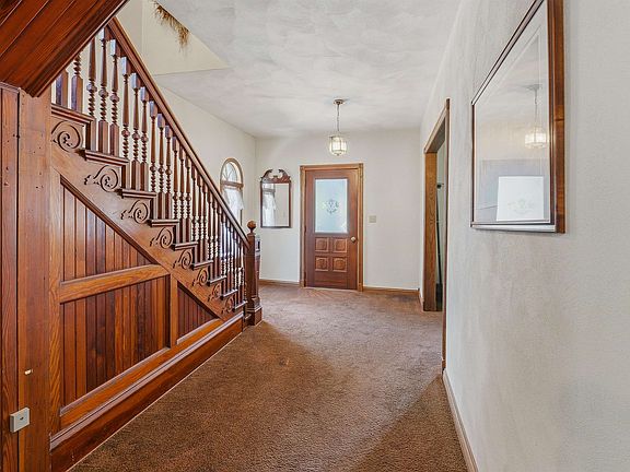 4th image of 206 S Vita Ave