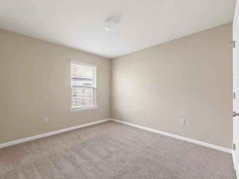 967 Summerton Dr — Photo 10