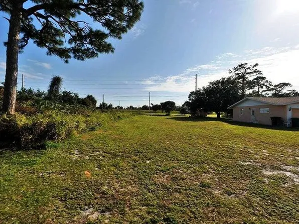 Xxx Barcelona Avenue, Fort Pierce, FL 34946