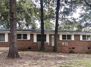 219 Windsor Dr, Warner Robins, GA 31088