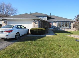 20136 Driftwood Ave, Lynwood, IL 60411
