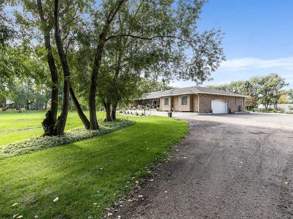 12112 A E Range Road 55, Cypress County, AB T1B 0L4