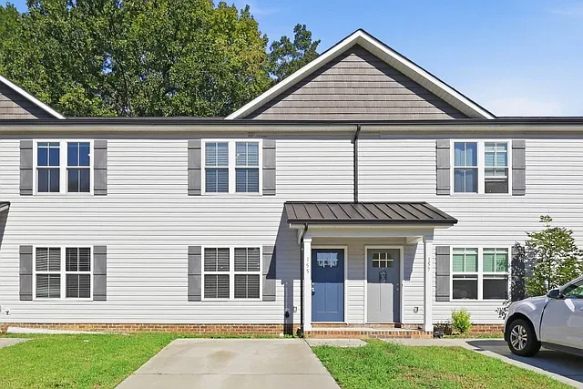 155 McKinnon Ave NE