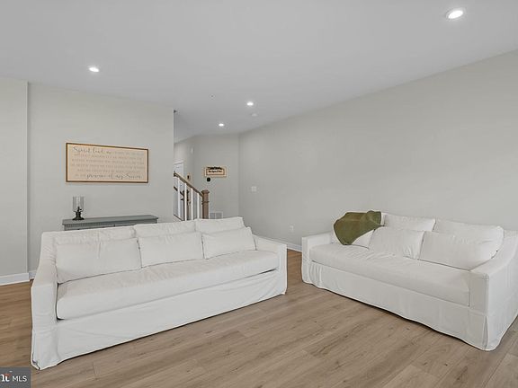 3rd image of 2530 Chessie Way