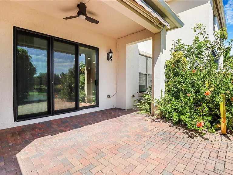 10098 Akenside Dr — Photo 20
